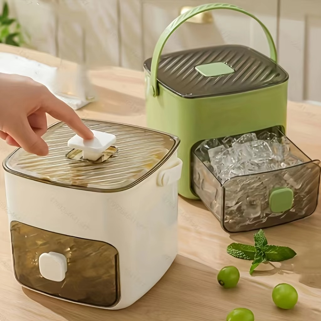 Ice Cube Tray Stackable Silicone Ice Maker Mold with Lid Leak Proof
