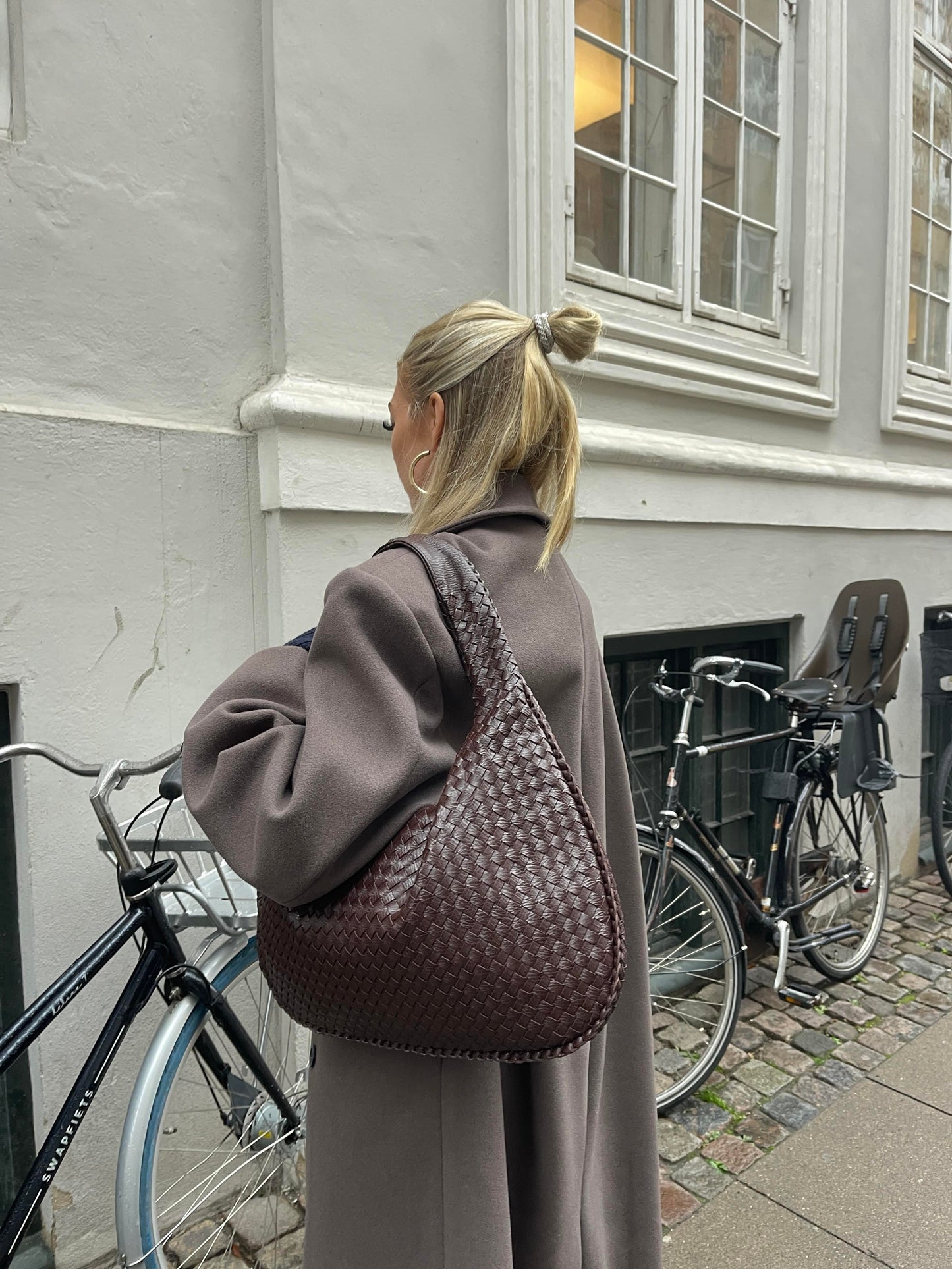 Shoulder Bag Woven Hobo Tote for Work and Everyday Carry