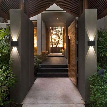 Outdoor Wall Light Waterproof LED Aluminum Wall Sconce