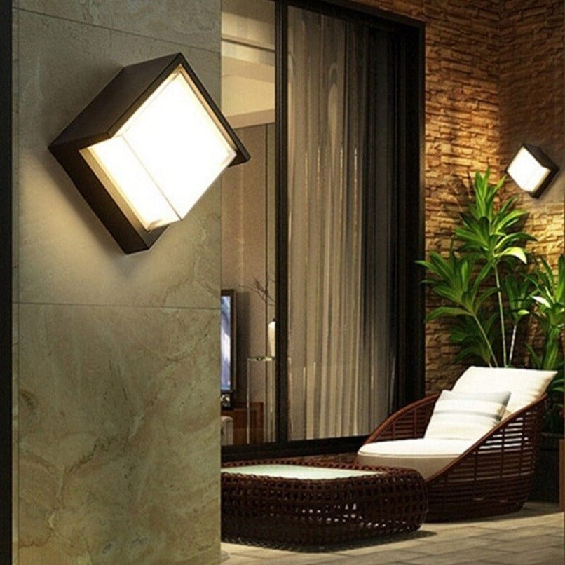 Outdoor Wall Lamp with Motion Sensor for Stylish Lighting
