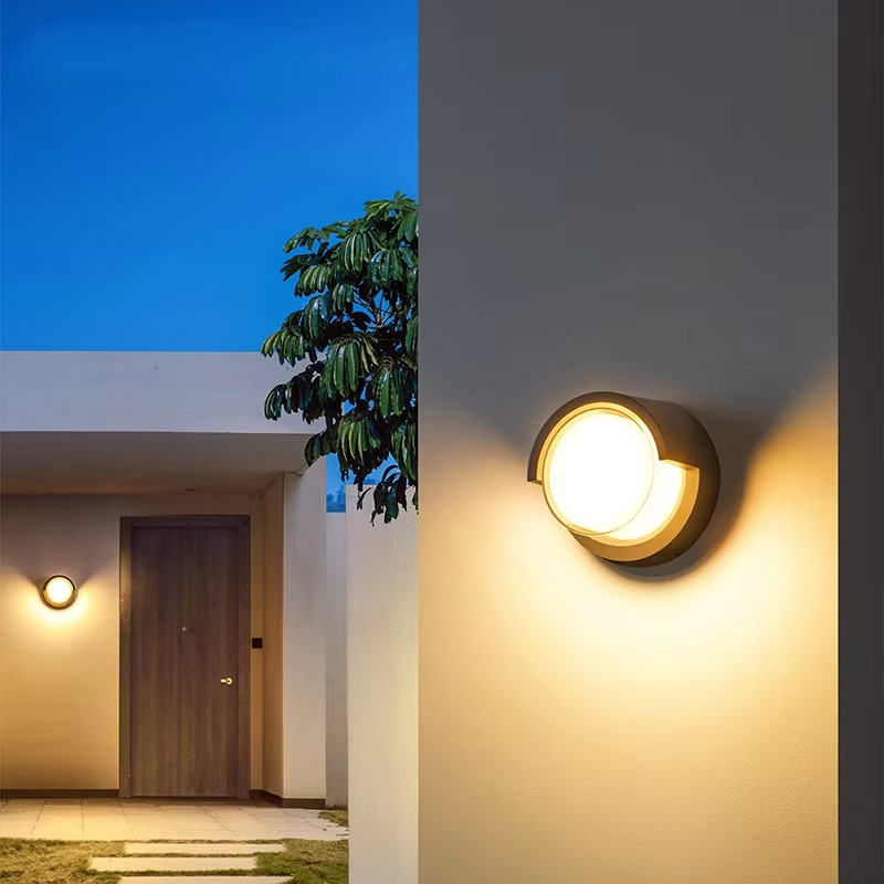 Outdoor Wall Lamp with Motion Sensor for Stylish Lighting